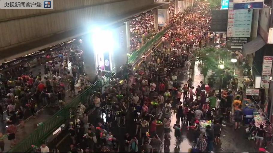 泰国新年泼水节7天_交通事故造成418人死亡 泰国新年泼水节7天_交通事故造成418人死亡