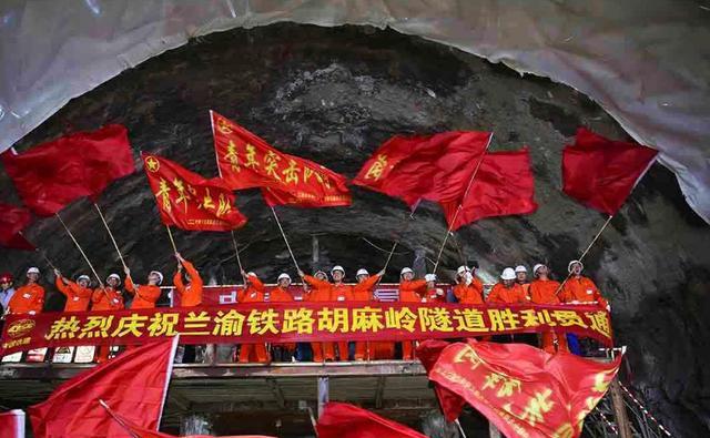中国一隧道“吓跑”德国专家, 称人类无此技术, 中国8年再创奇迹!