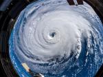 宇航员分享从太空拍摄到的飓风“佛罗伦萨”照片 画面震撼