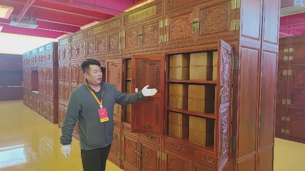 20251019225721565.jpg 微信图片_20251019225552_335_471.jpg