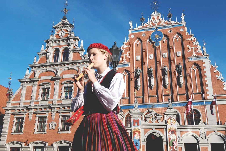 拉脱维亚最愁嫁女儿国